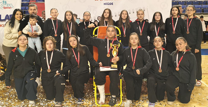 100.Yıldan Türkiye 4.lüğü Başarısı