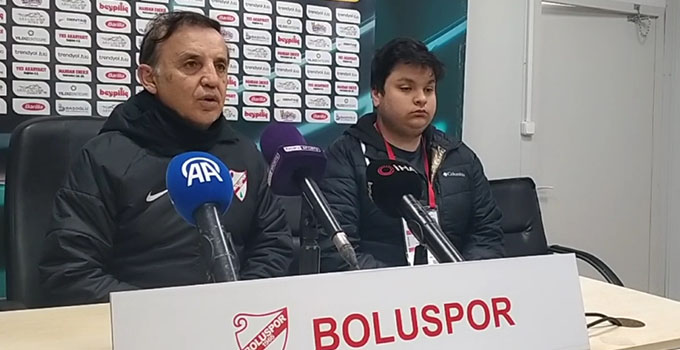 Futbolcular oyun disiplinine uymadı