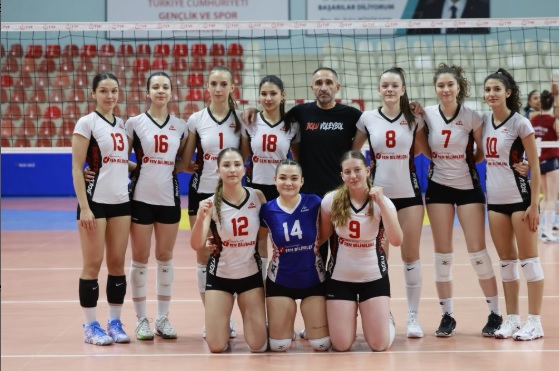 Bolu Voleybol Çok Rahat