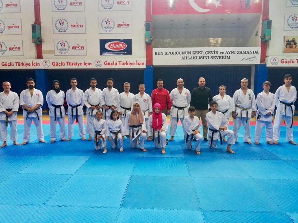 KARATE SEMİNERİNE EV SAHİPLİĞİ YAPTIK