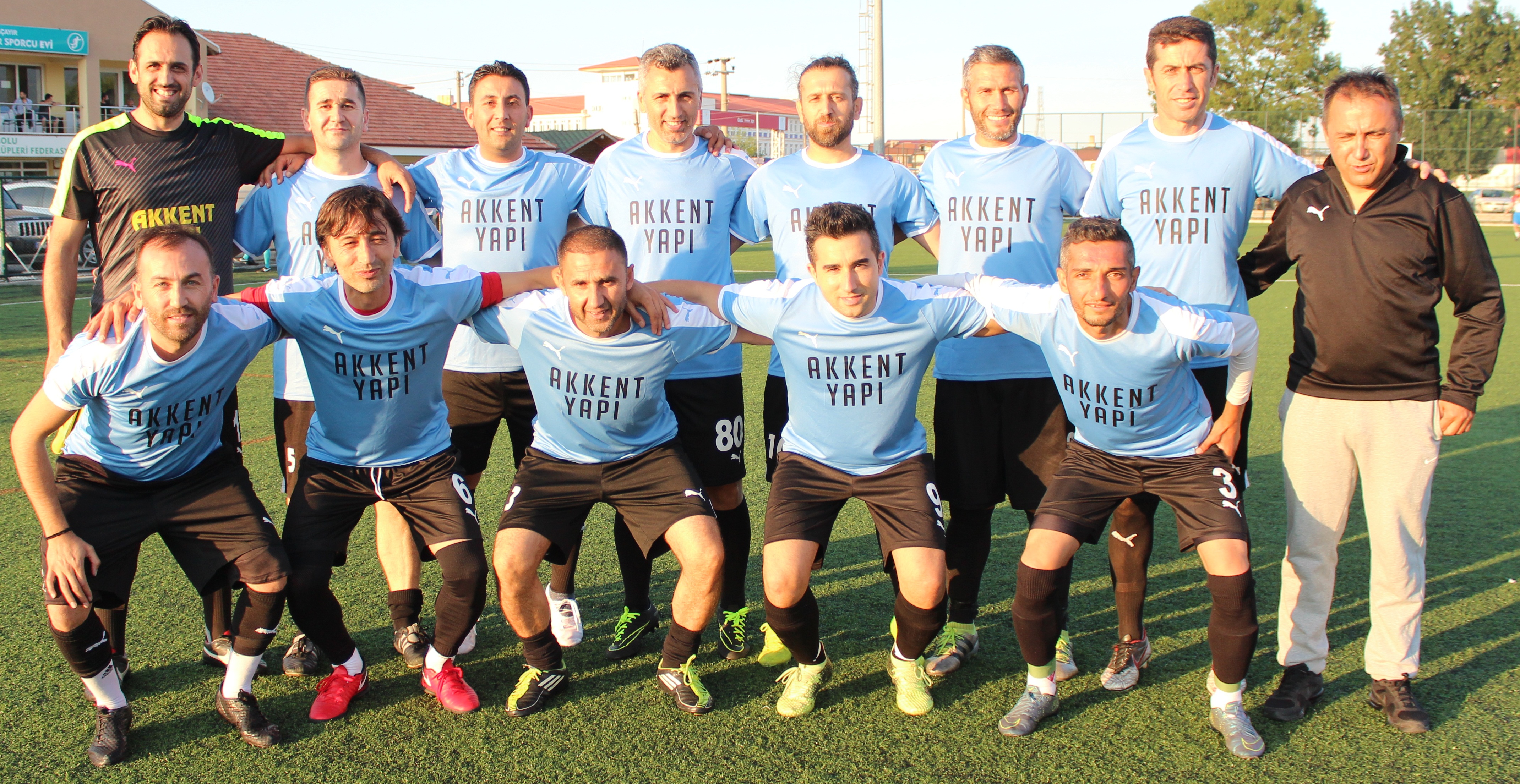 AKKENT TOAR GRUP LİDERLİĞİNİ GARANTİLEDİ