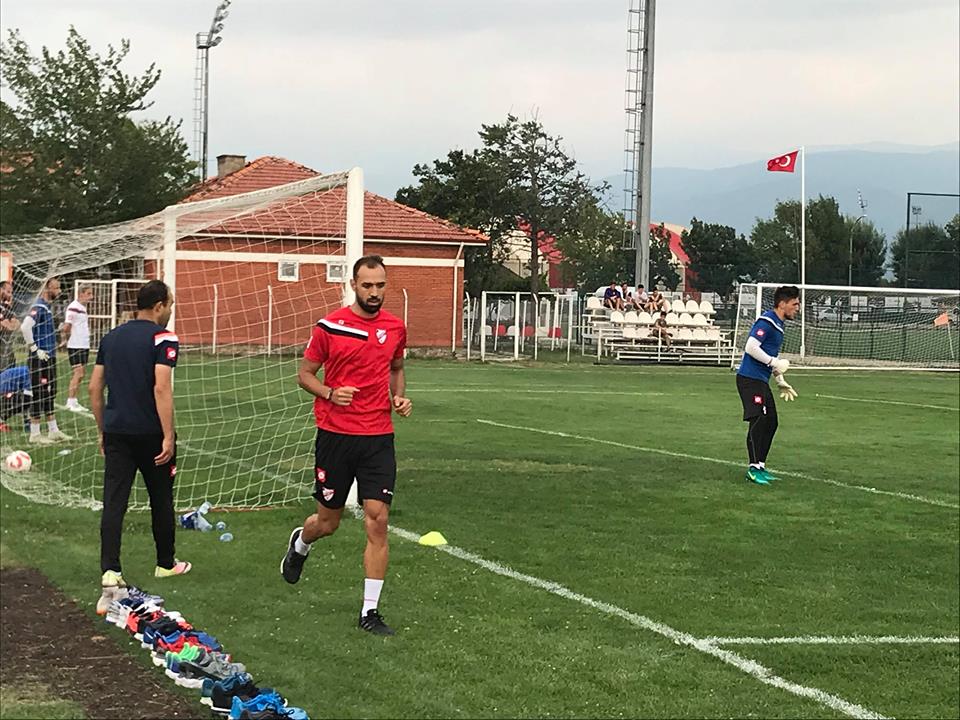 Ayağının Tozuyla Antrenmanda
