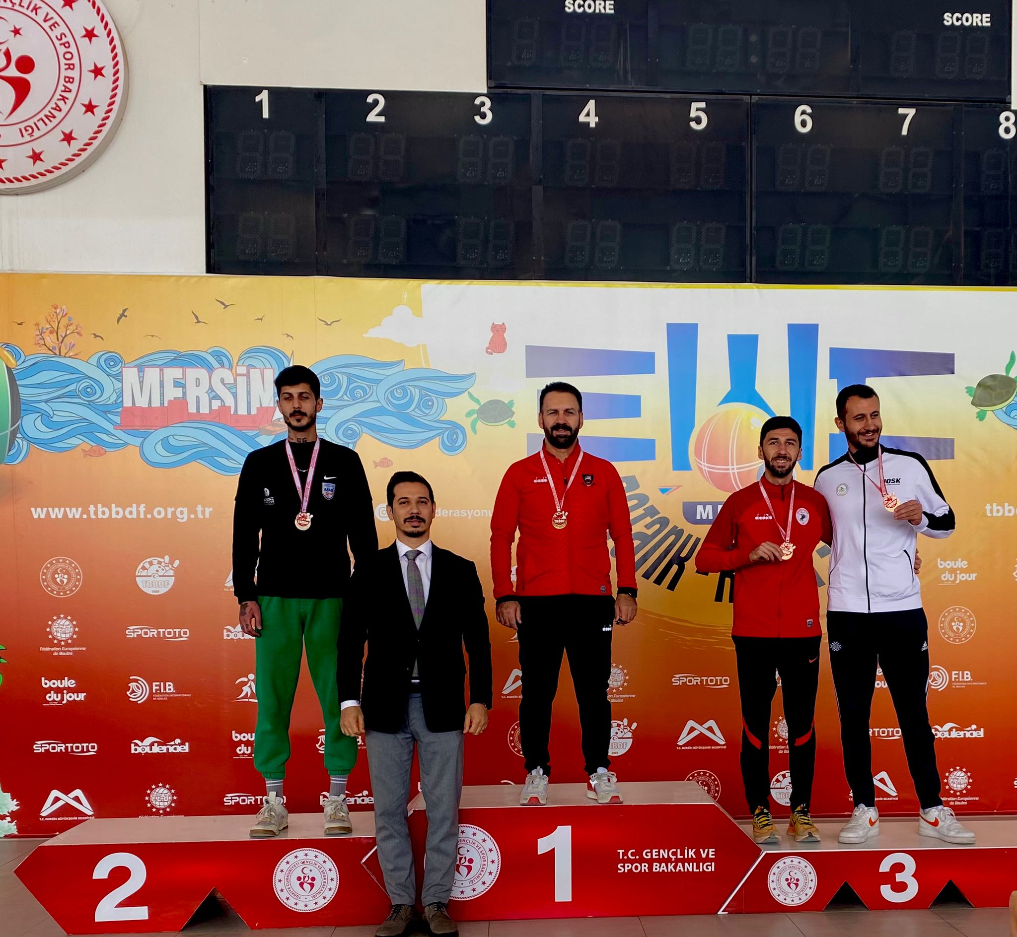  Bolu’lu sporcular gövde gösterisi yaptı