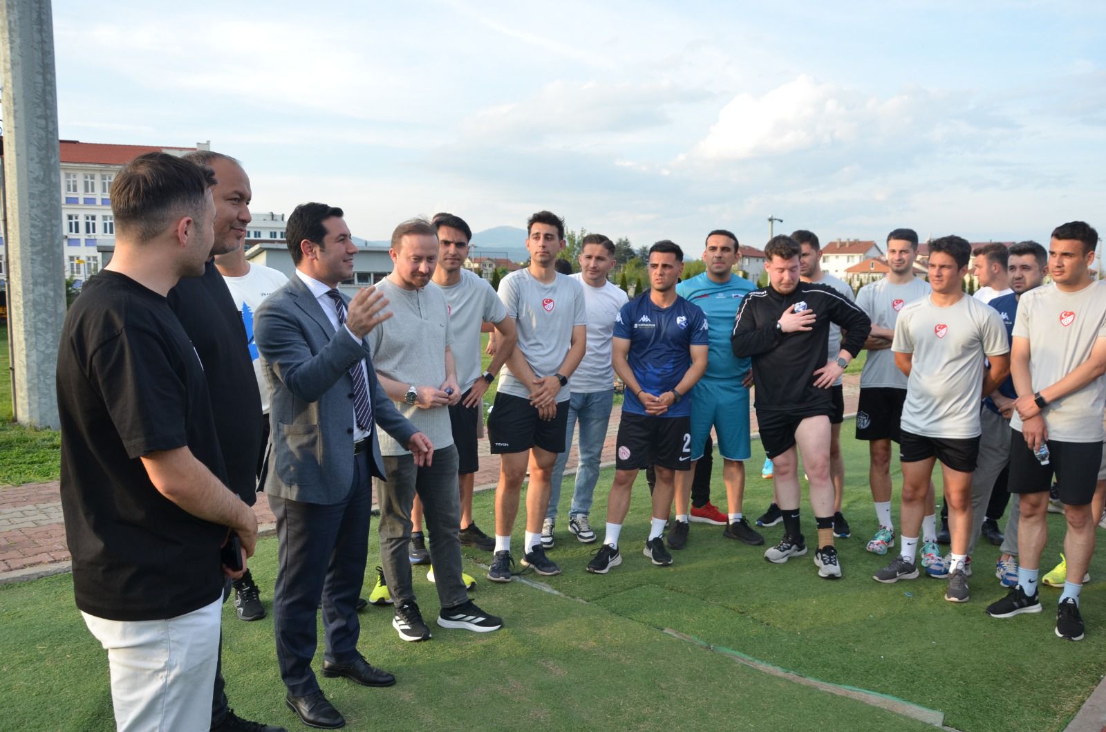 Futbol Hakemler Sınavdan Geçti