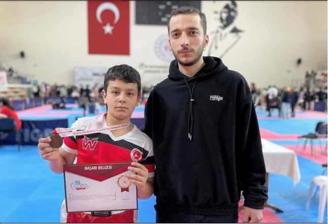 Gerede’nin Sporcusu Türkiye Üçüncüsü Oldu
