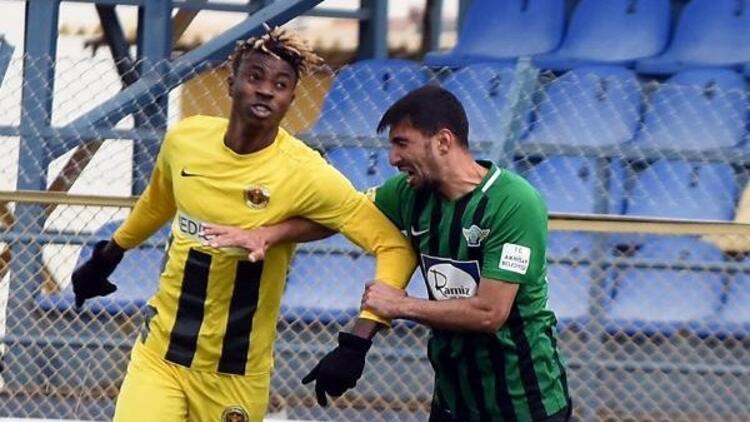 Menemenspor’da Ümit Karan'ın kozu Rasheed Akanbi