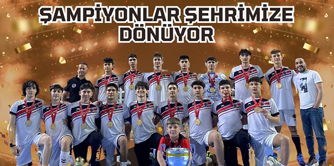 Şampiyonlar Şehre Dönüyor
