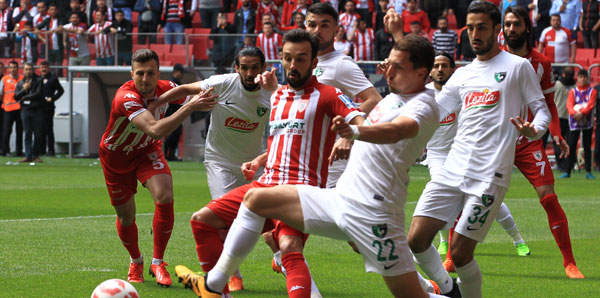  SAMSUNSPOR 	2 - 2 	DENİZLİSPOR