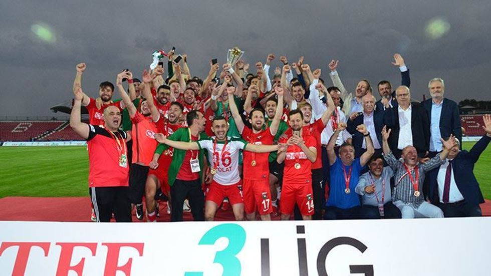 TFF 2. Lig'e yükselen takım belli oldu. 