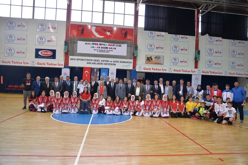 YILIN EN’LERİ ÖDÜLLERİNİ ALDI